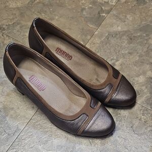 Munro Jillian Bronze & Taupe Pumps